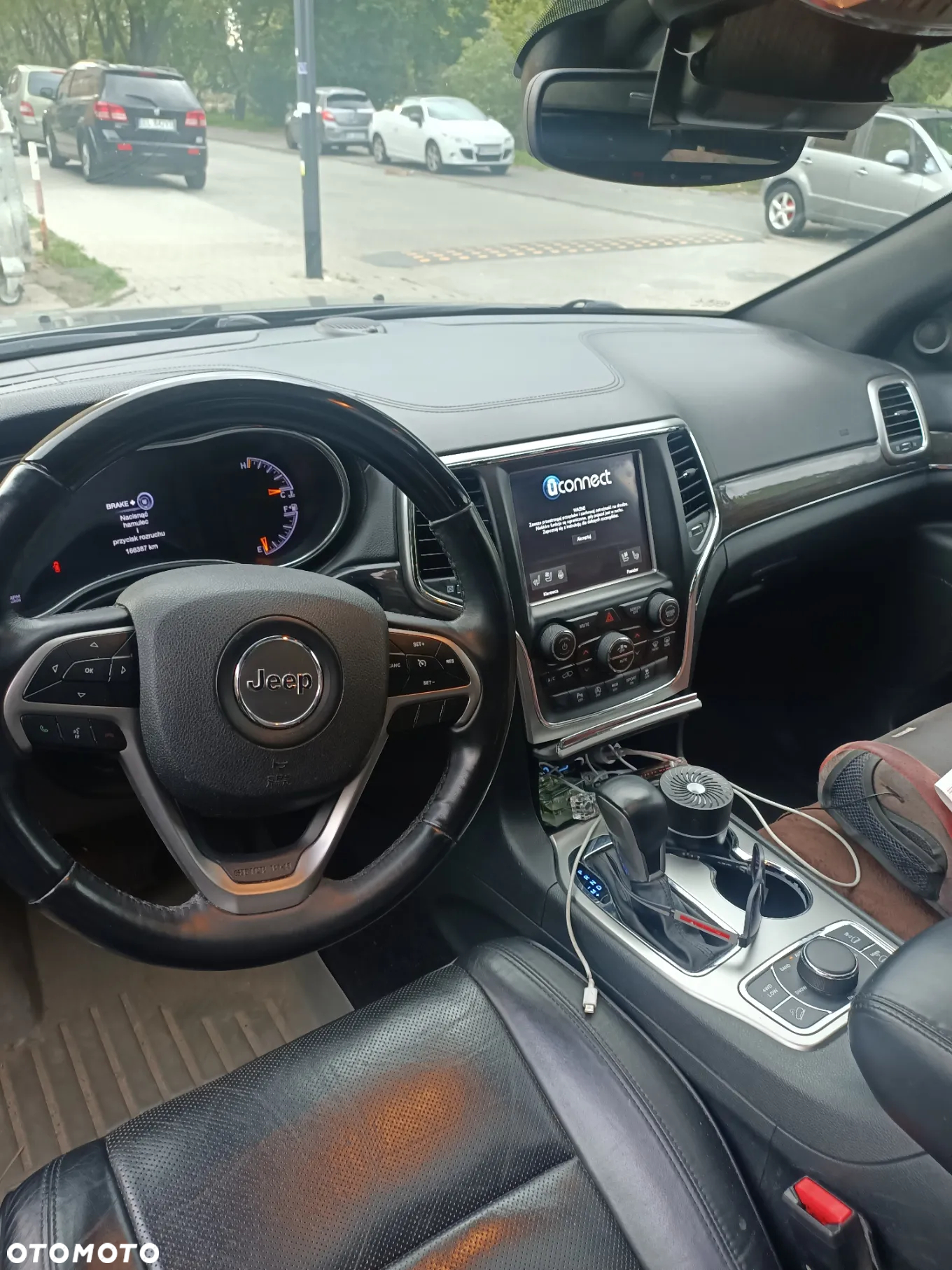 Jeep Grand Cherokee ver-3-6-v6-overland - 19