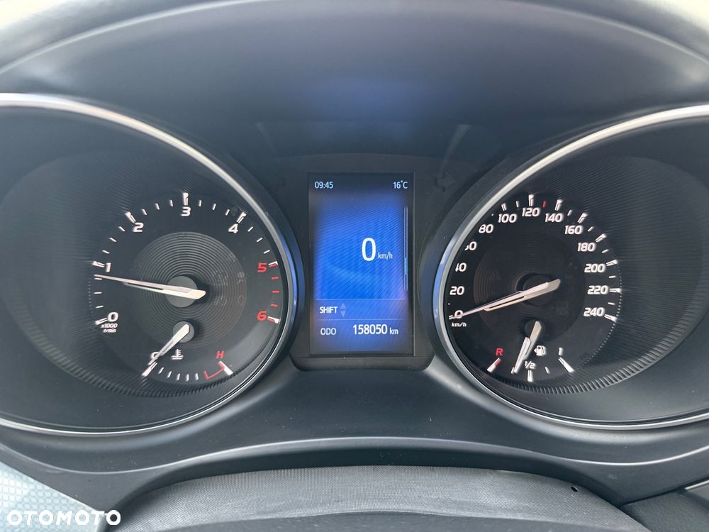 Toyota Avensis 2.0 D-4D Premium - 10