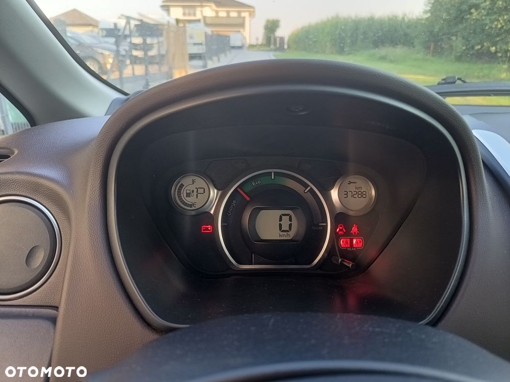 Mitsubishi i-MiEV Standard - 11