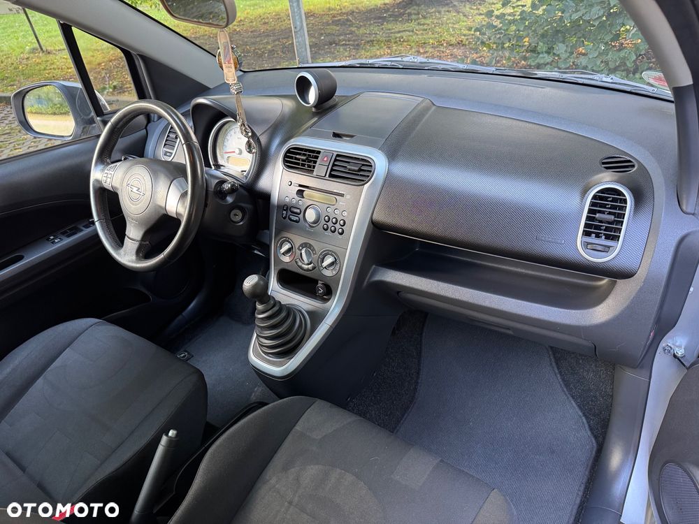 Opel Agila - 14