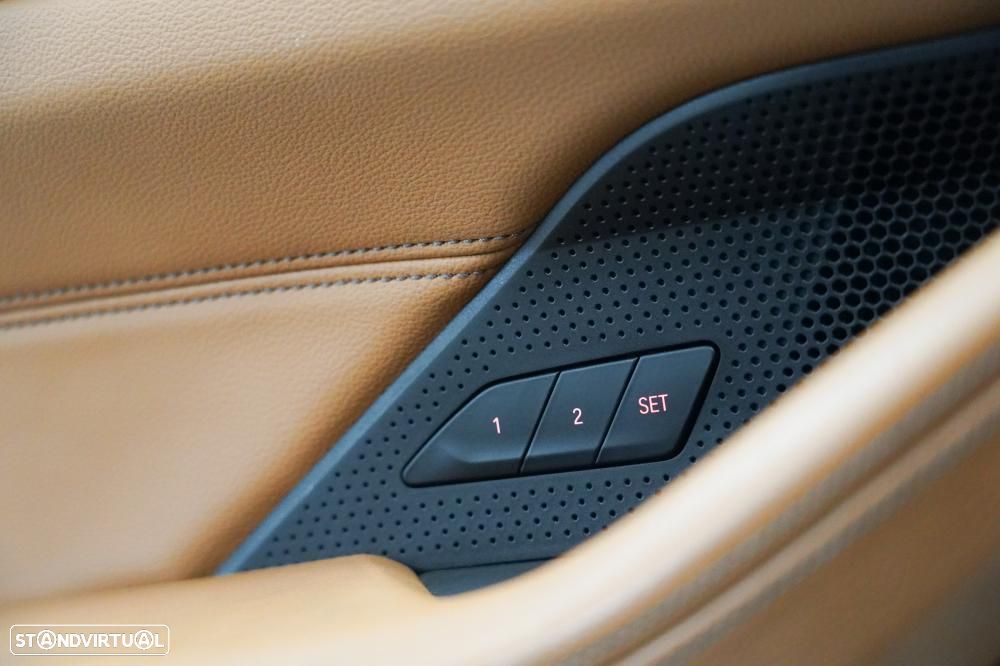 BMW 420 d Pack M Auto — fotografia 23