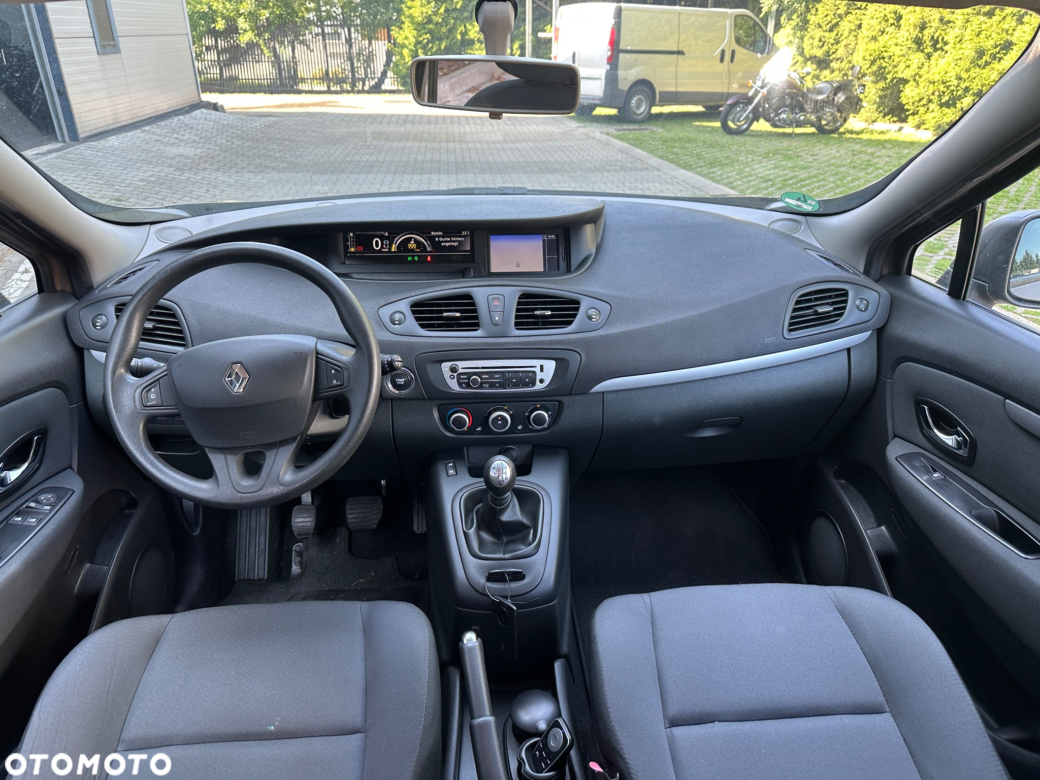 Renault Scenic 1.6 16V 110 TomTom Edition - 17