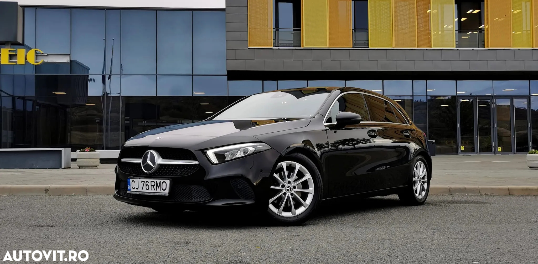 Mercedes-Benz A 200 Sedan 4MATIC Aut. - 5