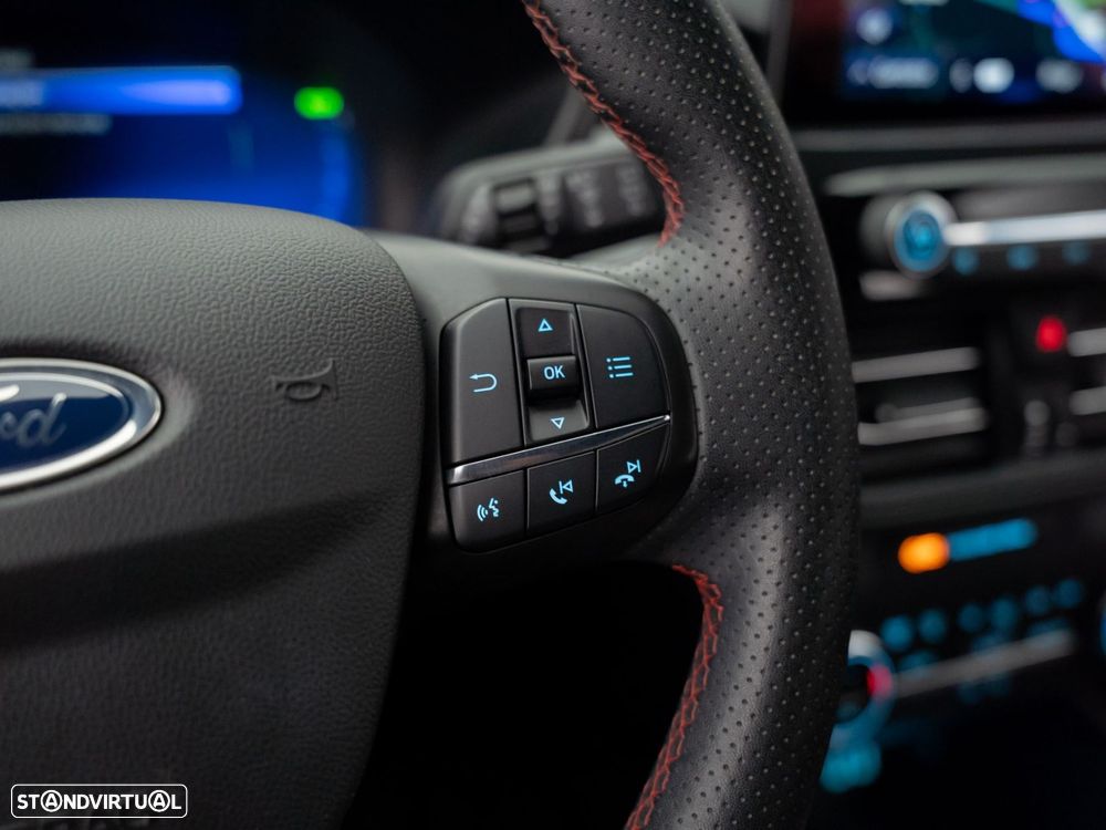 Ford Kuga 2.5 PHEV ST-Line X - 25