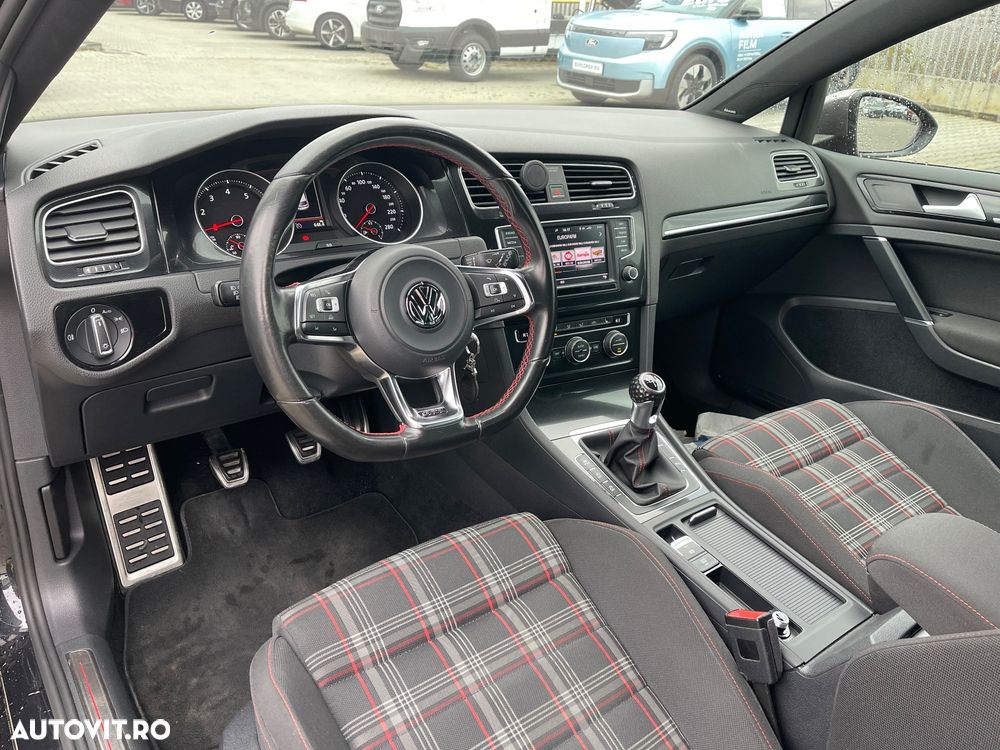 Volkswagen Golf 2.0 TSI BMT GTI Performance - 10