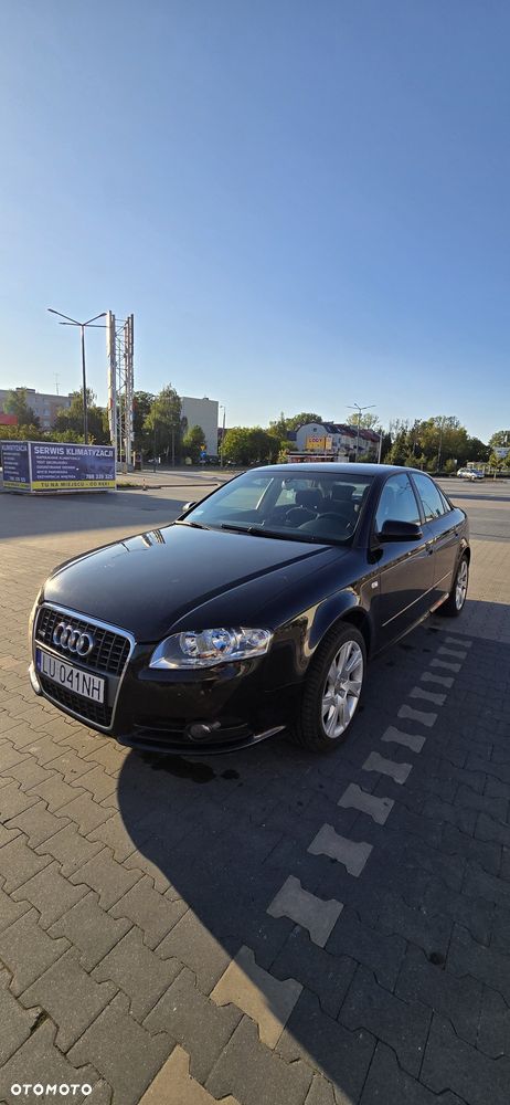 Audi A4 Limousine - 3
