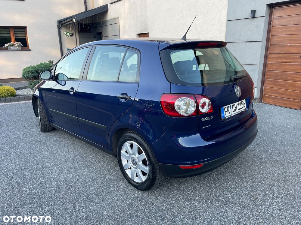 Volkswagen Golf Plus 1.6 FSI Trendline - 7