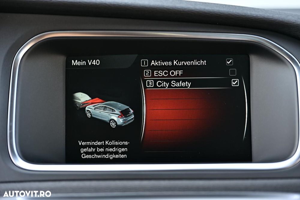 Volvo V40 D3 Geartronic - 26