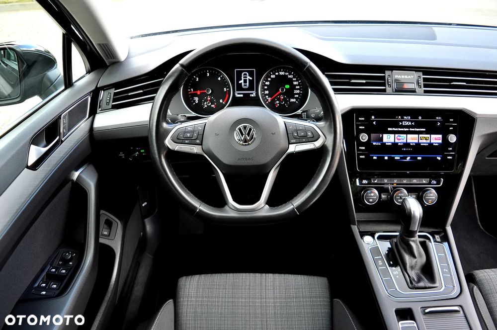 Volkswagen Passat 2.0 TDI EVO Business DSG - 24