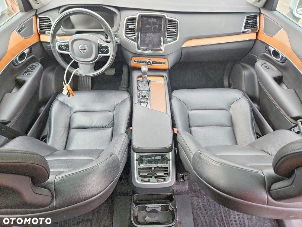 Volvo XC 90 T5 AWD Momentum 7os - 9