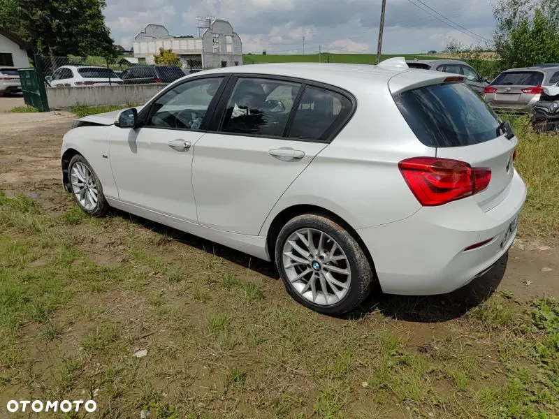 BMW Seria 1 118d Sport - 8