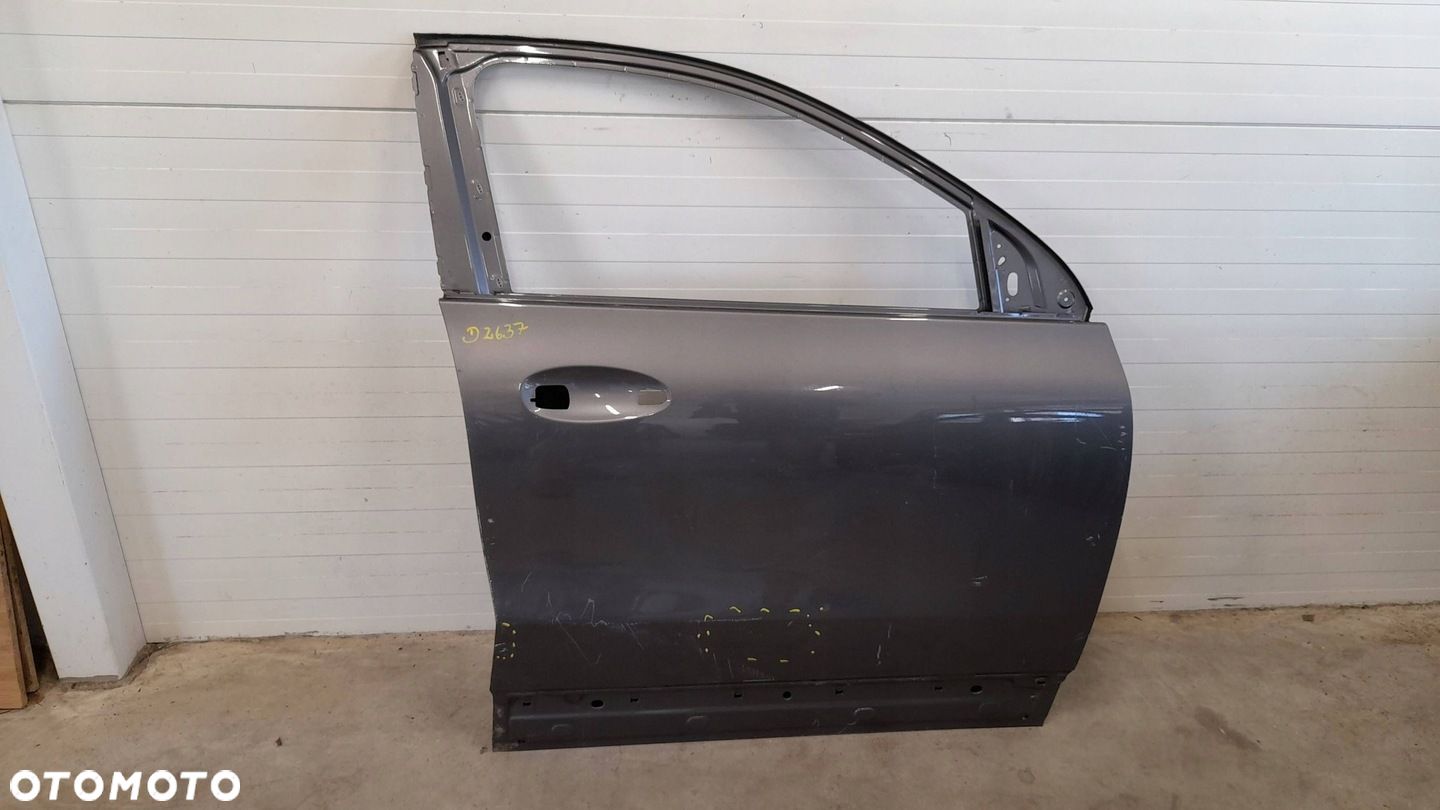 Mercedes-Benz GLA W156 A2477224201 Prawa strona Drzwi przednie - 1