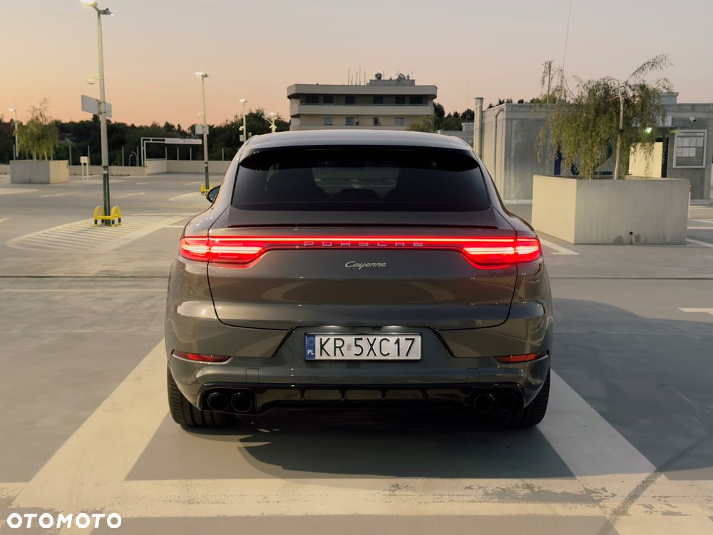 Porsche Cayenne E-Hybrid - 5