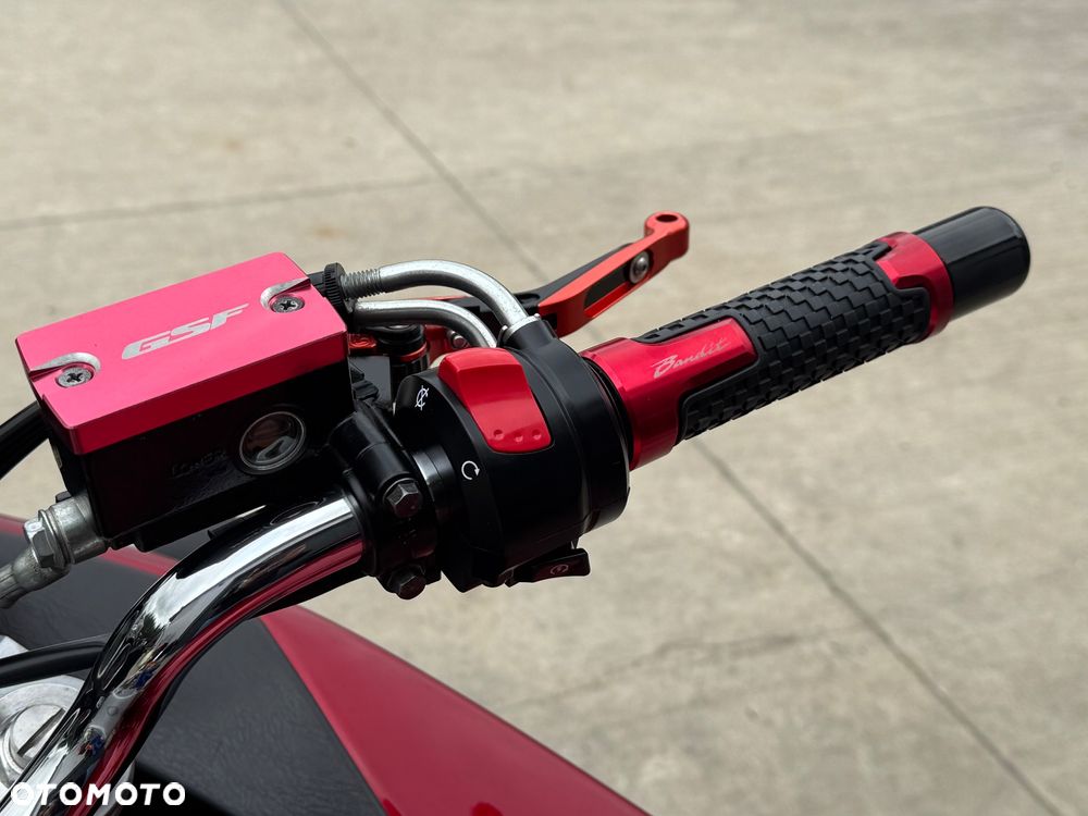 Suzuki Bandit - 19