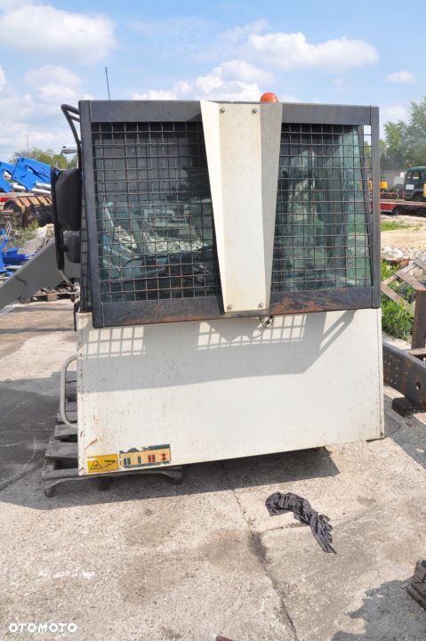 KABINA TEREX TA25 - 3