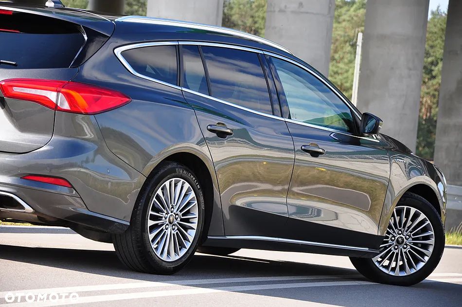 Ford Focus 1.5 EcoBoost Vignale - 9