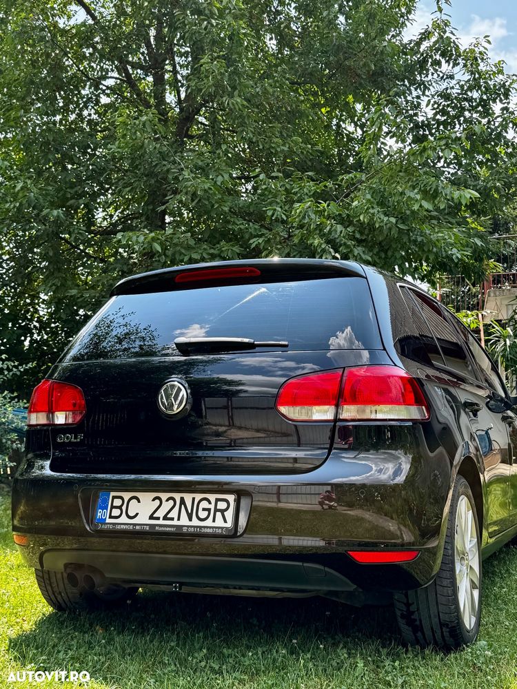 VOLKSWAGEN Golf 2010 — imagine 4