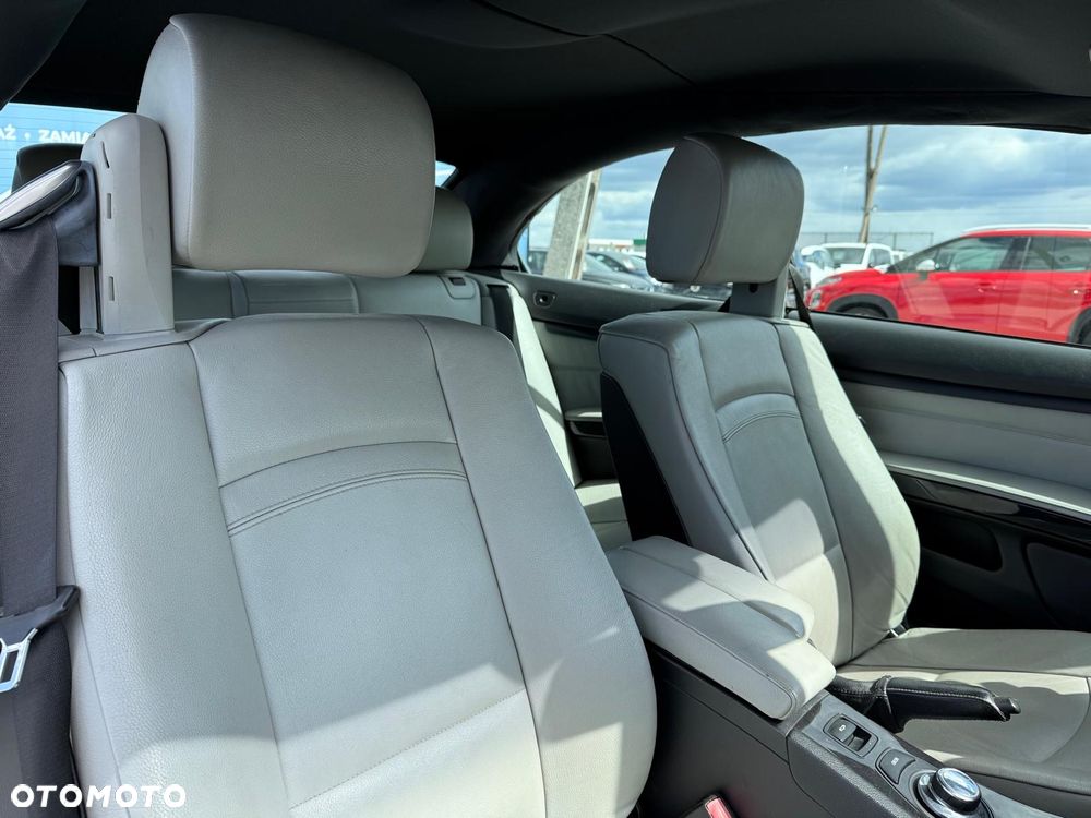 BMW Seria 3 325d DPF - 13