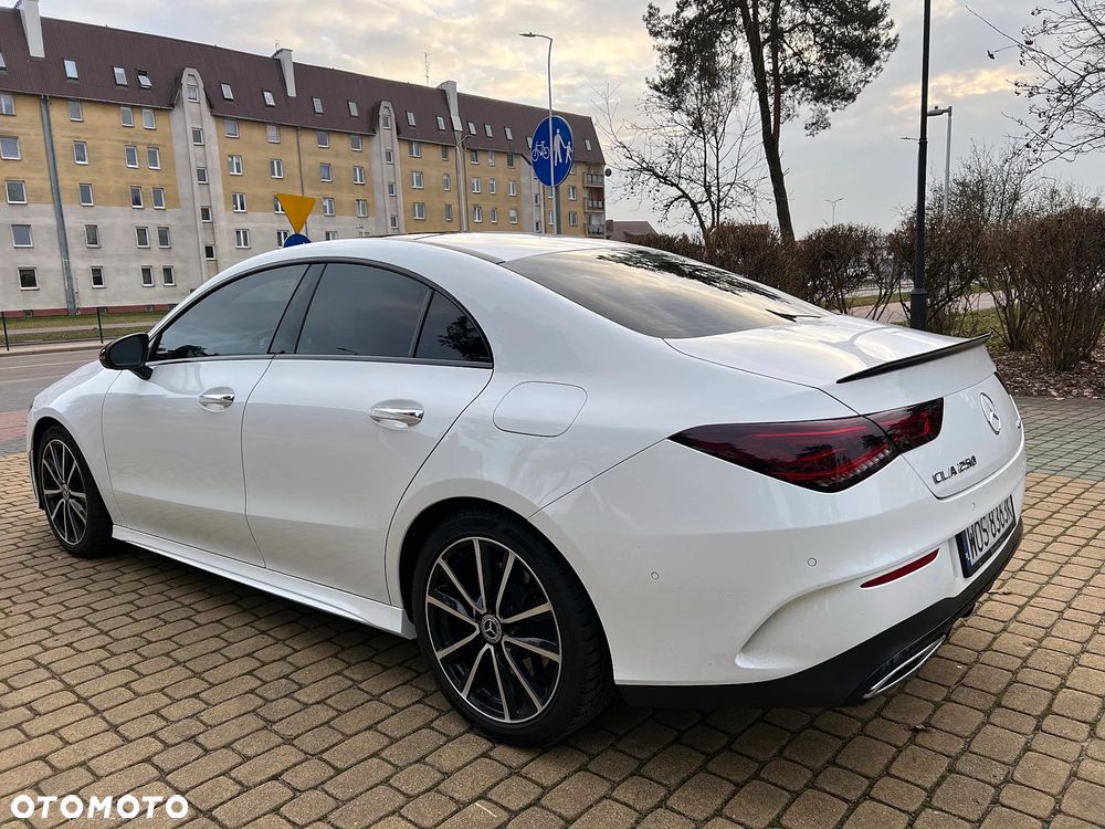 Mercedes-Benz CLA 250 4Matic 8G-DCT Edition AMG Line - 10