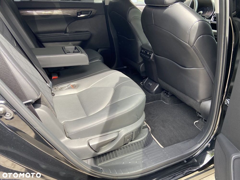 Toyota Highlander - 30