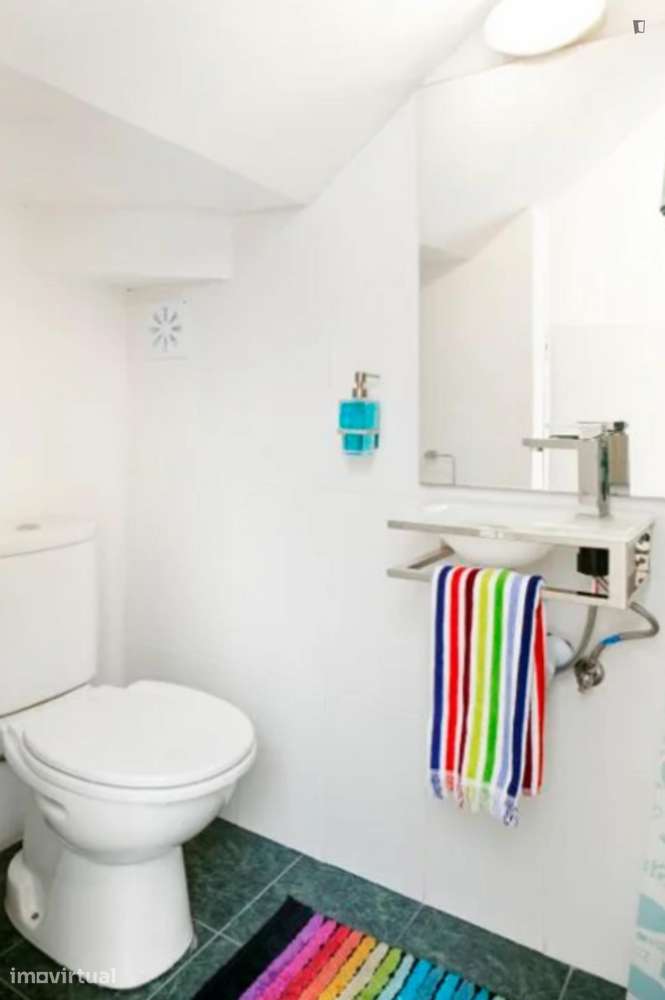 Quarto - localizado em Rato Lisbon - Grande imagem: 5/14