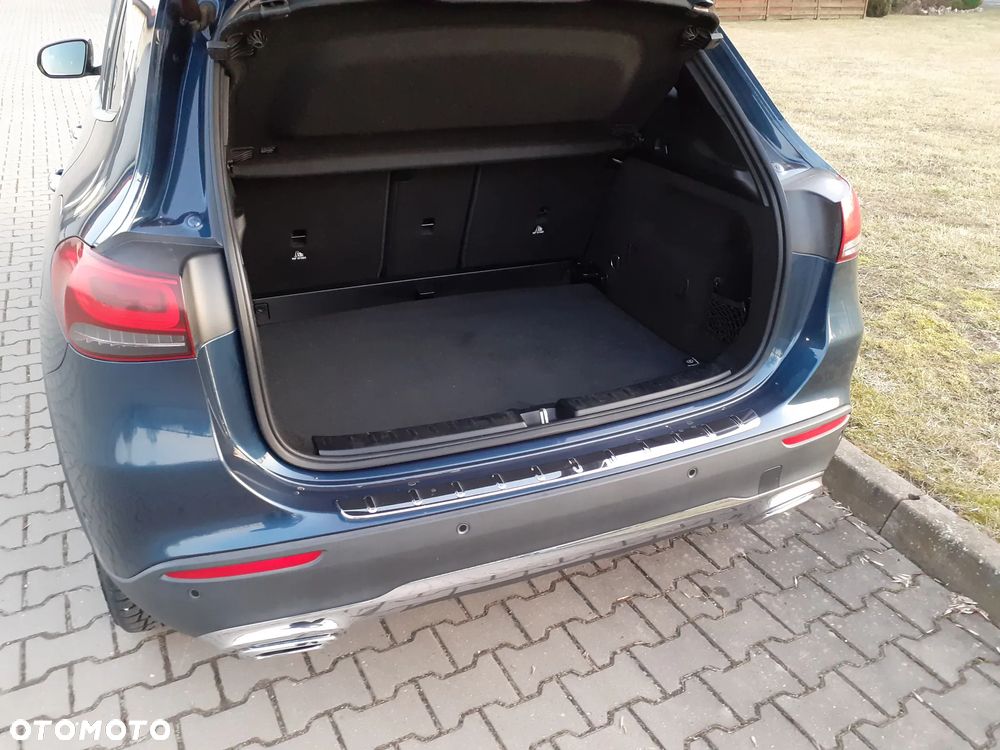 Mercedes-Benz GLA 200 Progressive - 10