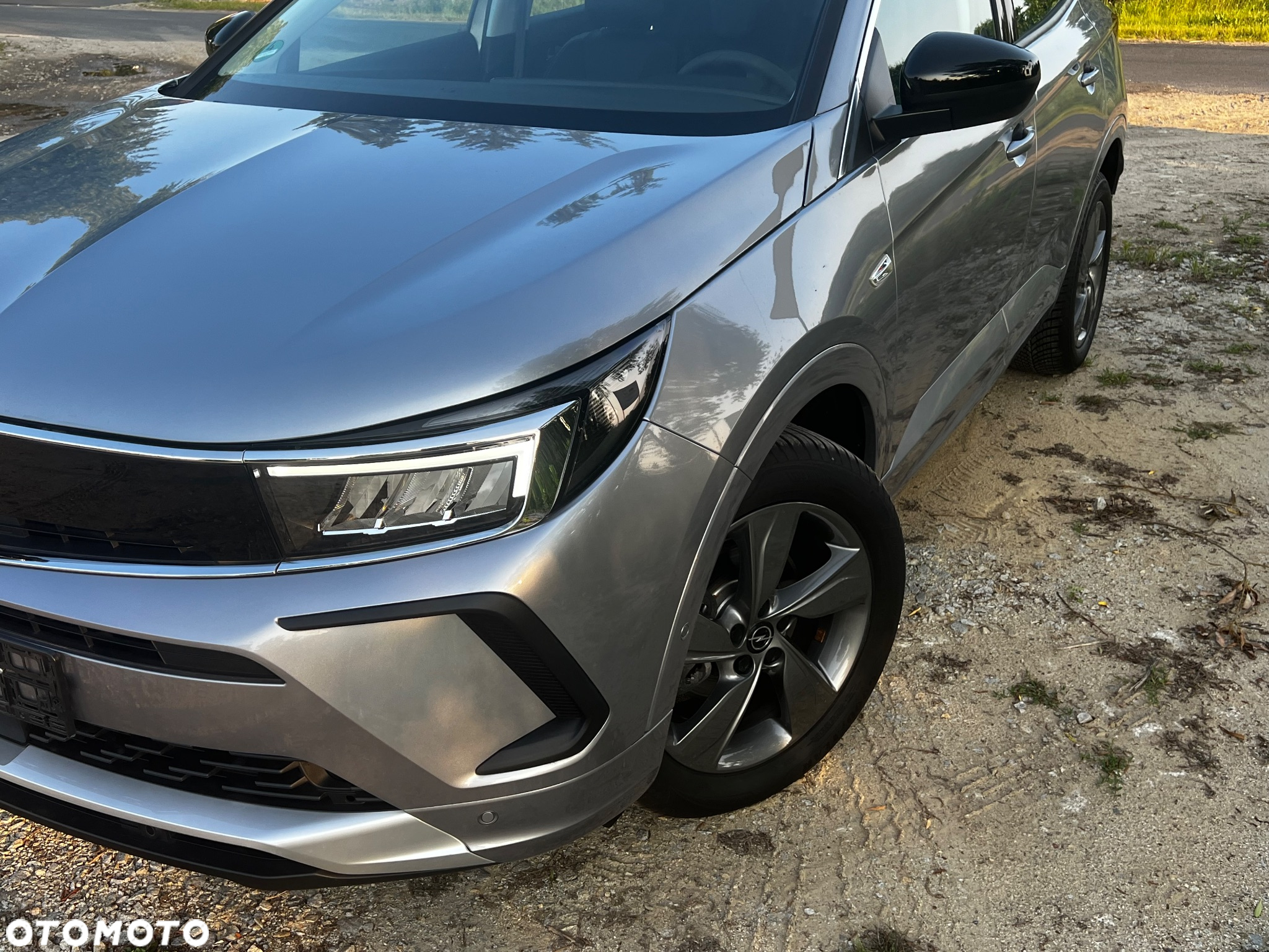 Opel Grandland 1.2 T Business Edition S&S - 9