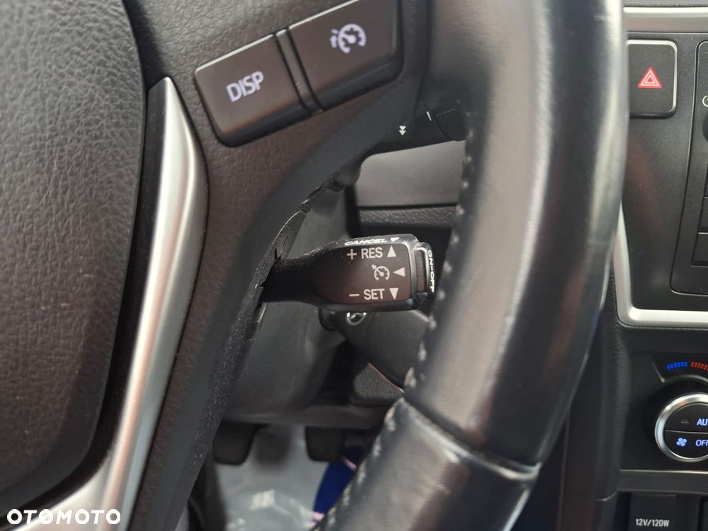 Toyota Auris 1.6 Valvematic Executive - 11