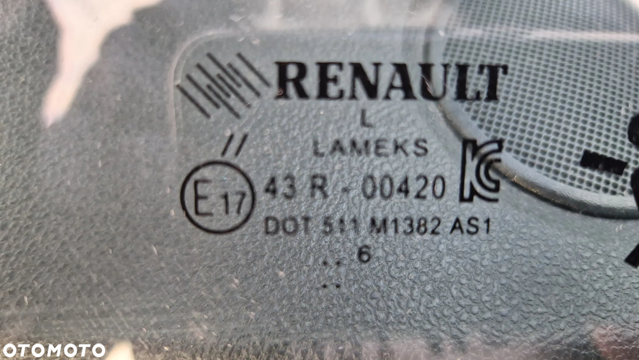 Renault Clio 1.2 16V 75 Limited - 35