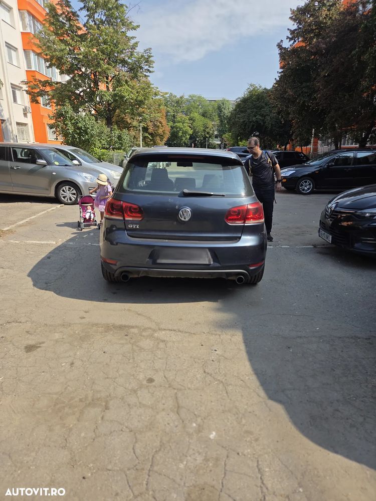 VOLKSWAGEN Golf 2010 — imagine 3