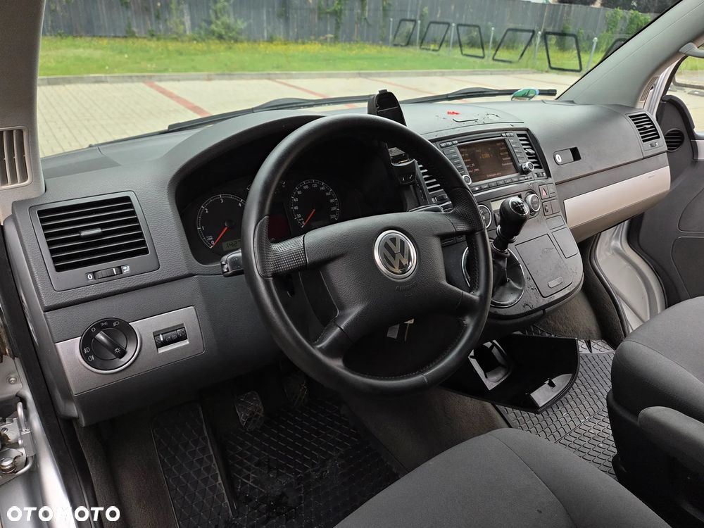 Volkswagen Multivan L1 Highline - 32