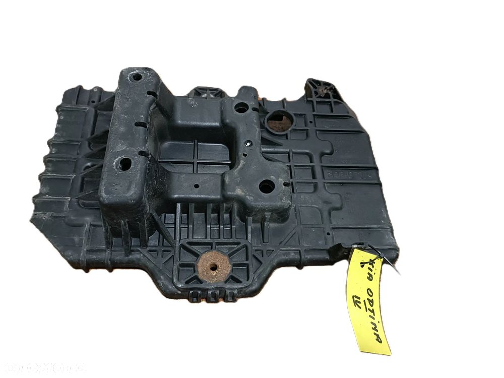 KIA OPTIMA IV 15-20 1,7 CRDI podstawa akumulatora 37150-D4000 * - 1