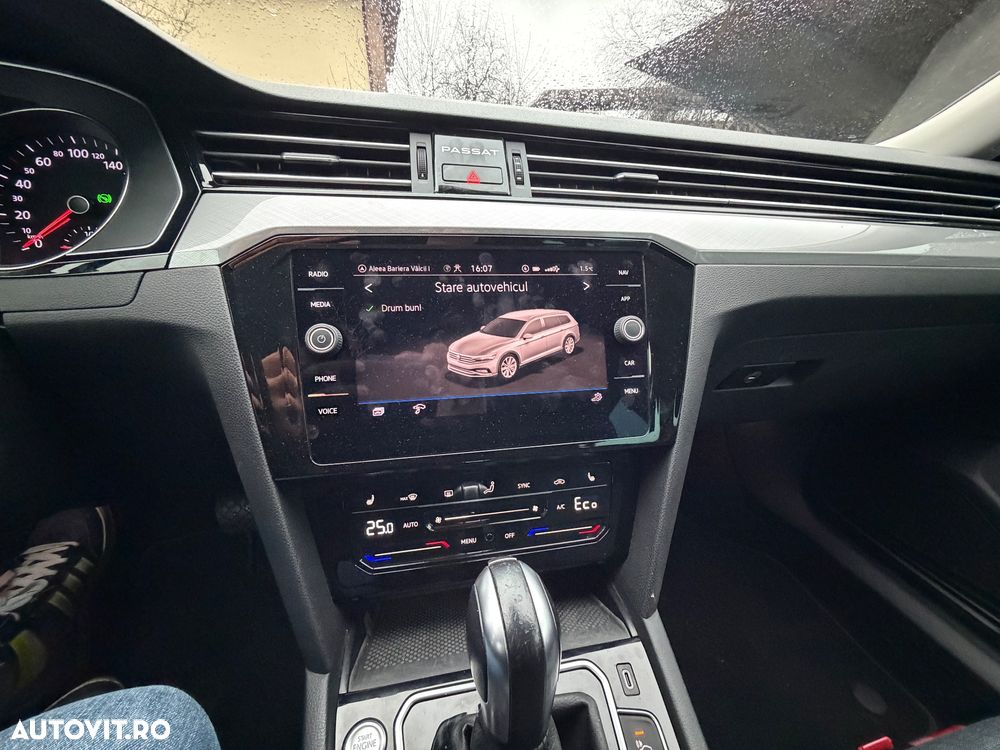 Volkswagen Passat - 6