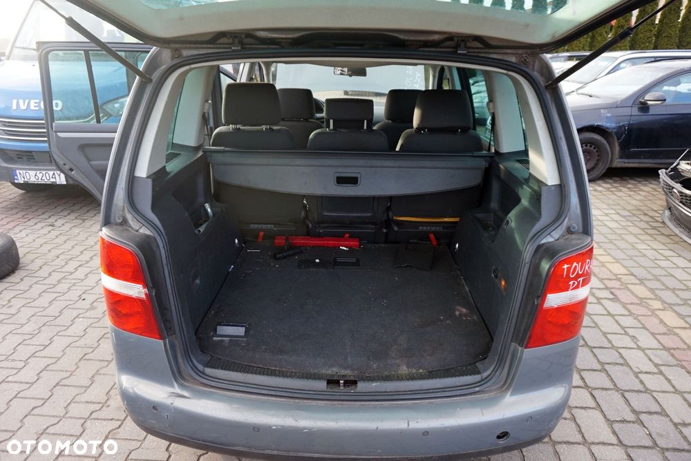 VOLKSWAGEN TOURAN I 1T 2005 LA7X 2.0 TDI BKD 140KM HJP SZARY na części - 12