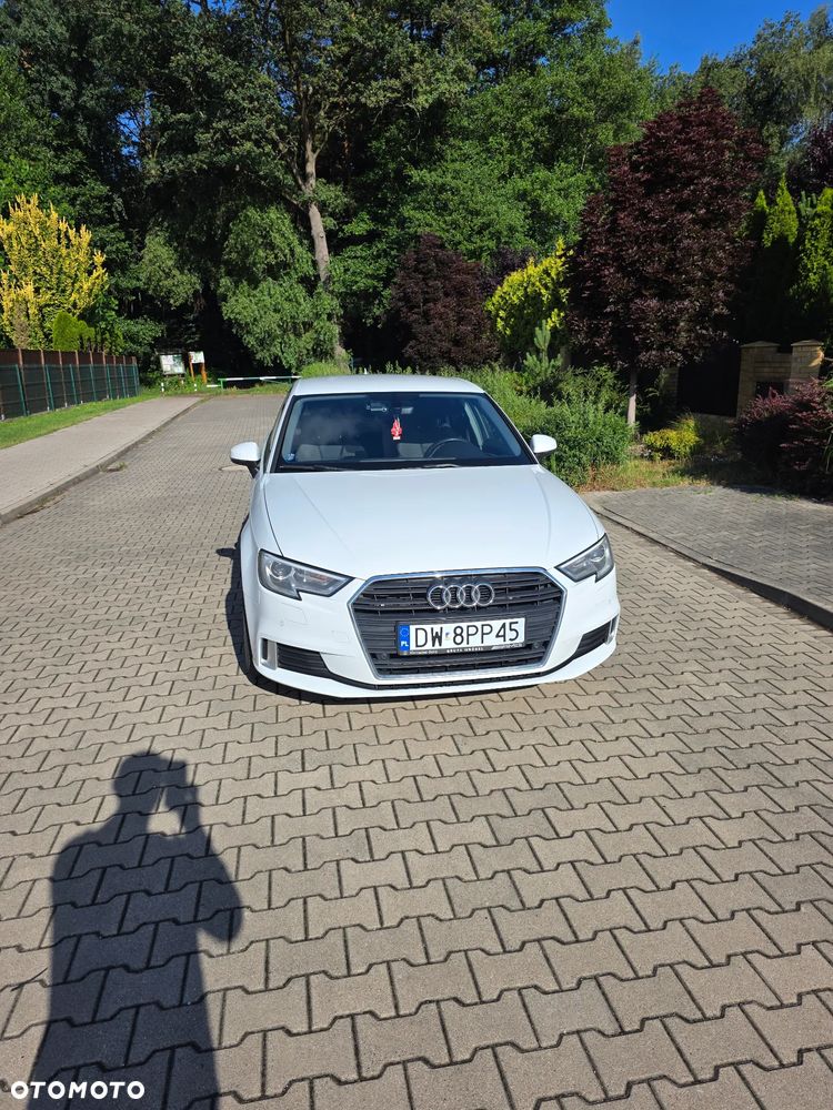 Audi A3 Sportback - 2