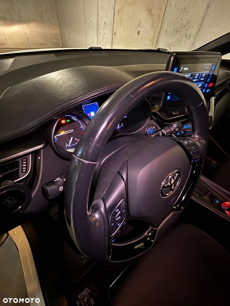 Toyota C-HR 1.8 Hybrid Dynamic - 16