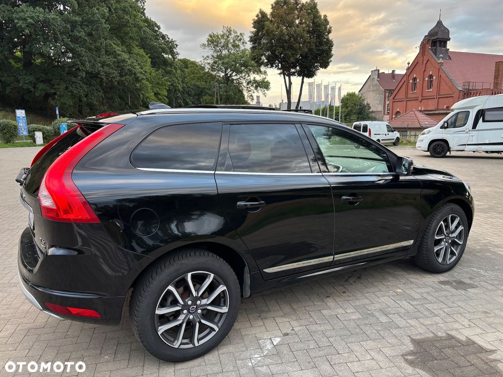 Volvo XC 60 T6 AWD Drive-E Summum - 6