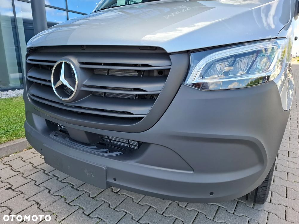 Mercedes-Benz Sprinter 317 CDI Furgon PRO długi 4325 mm L3H2 - 10