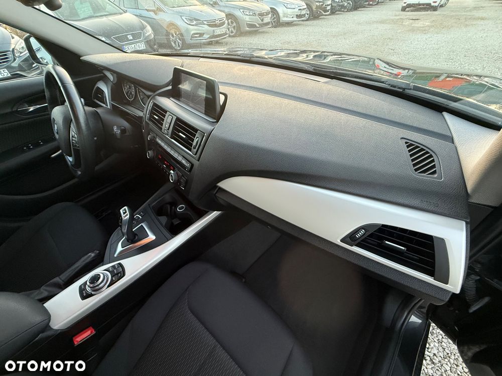 BMW Seria 1 116i - 34