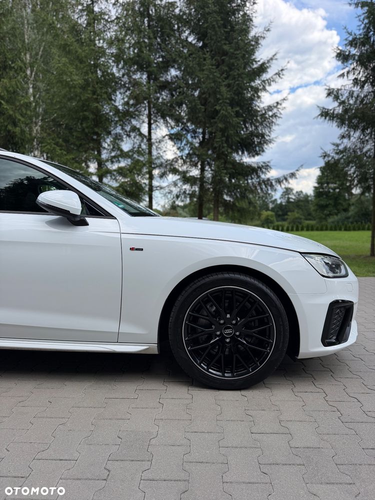 Audi A4 Avant 40 TDI mHEV Quattro S Line S tronic - 13