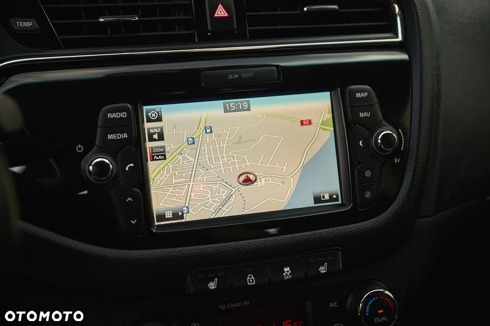 Kia Ceed 1.6 CRDi 136 ISG Dream Team Edition - 36