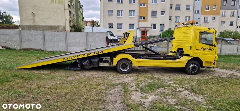Mercedes-Benz 817 - 6