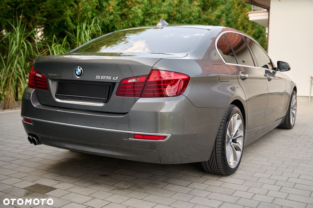 BMW Seria 5 525d xDrive Modern Line - 10
