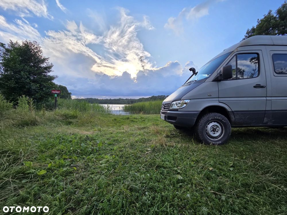 Mercedes-Benz Sprinter - 6