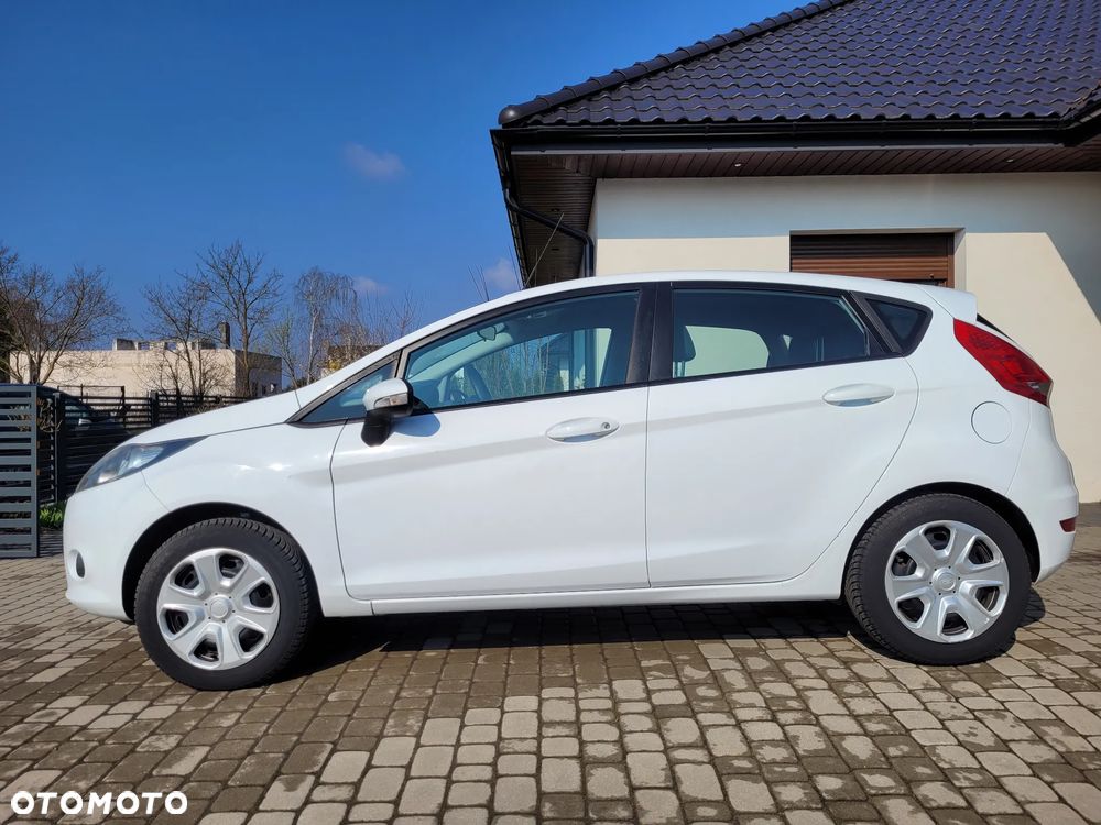 Ford Fiesta 1.25 Ambiente - 8