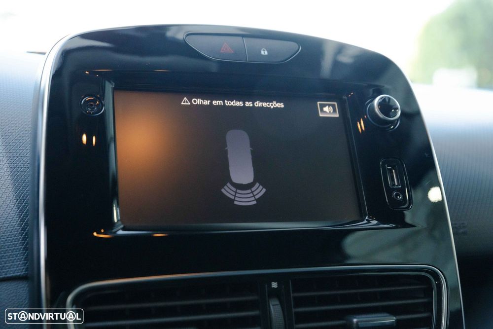 Renault Clio Sport Tourer 0.9 TCe Limited - 25