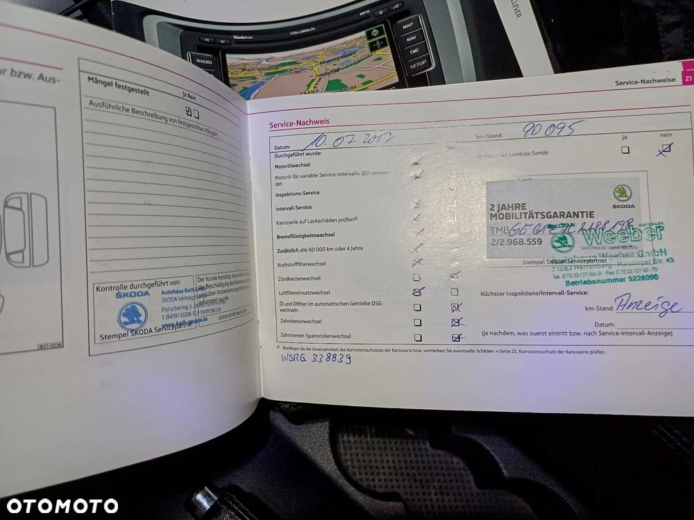 Skoda Octavia 2.0 TDI DPF Elegance - 22