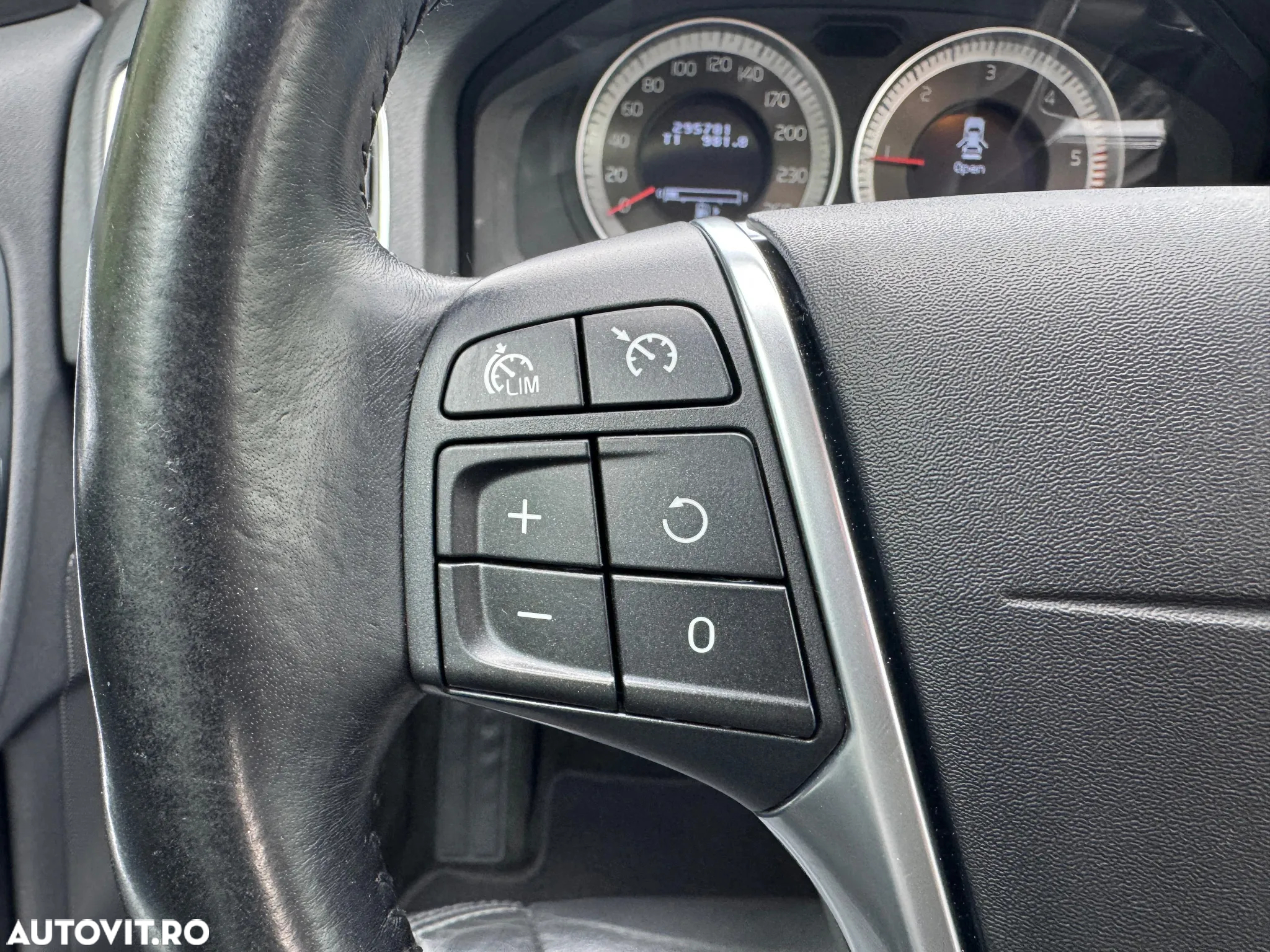 Volvo S60 D2 Powershift Summum - 20