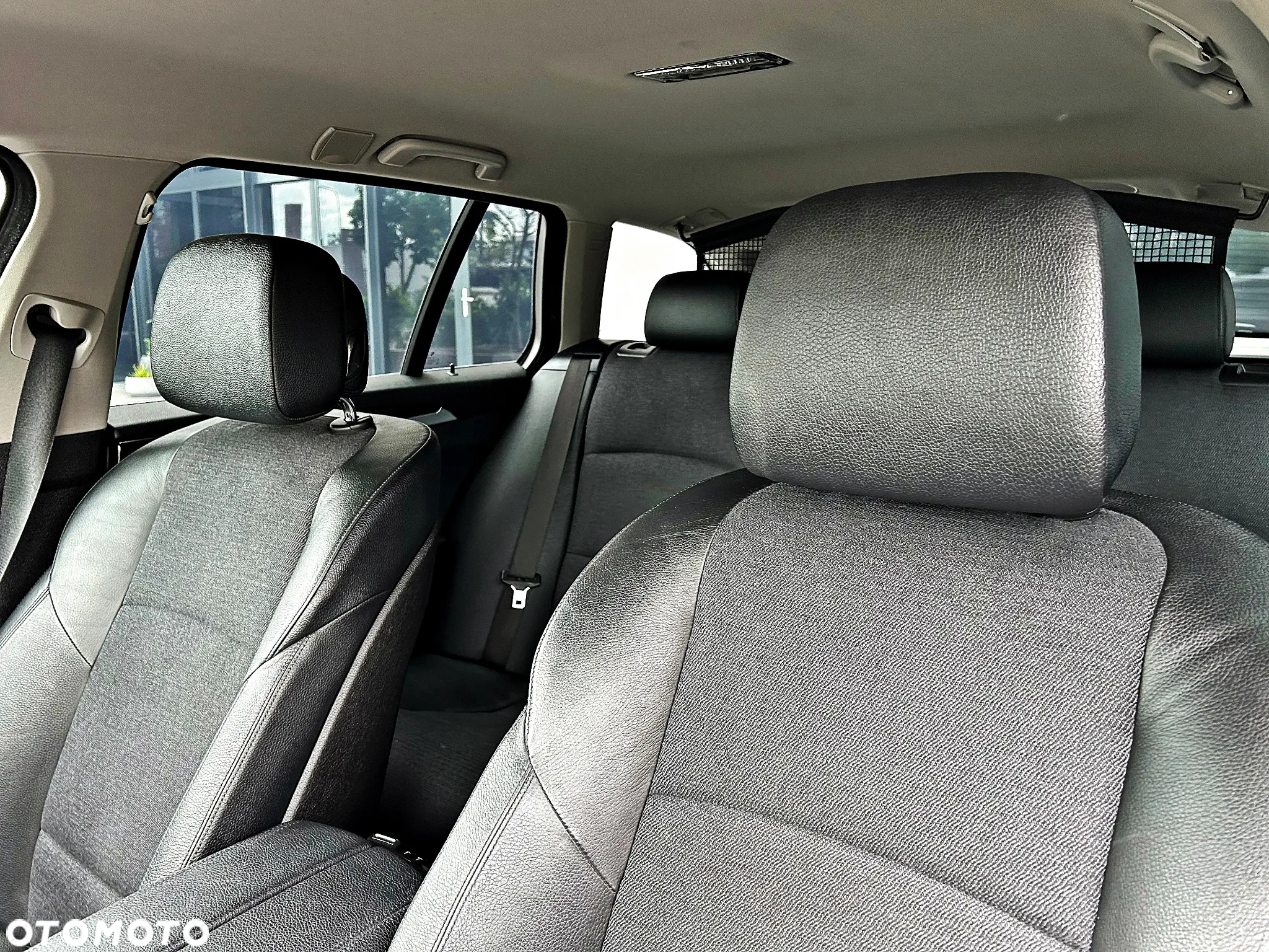 BMW Seria 5 520d Touring Luxury Line - 23