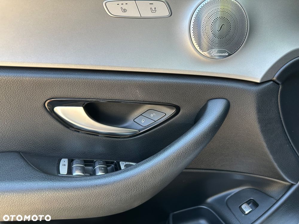 Mercedes-Benz Klasa E 220 d 9G-TRONIC Avantgarde - 19